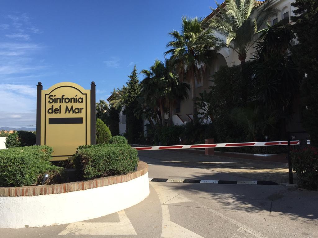 Sinfonia Del Mar Apartment Estepona Exterior photo